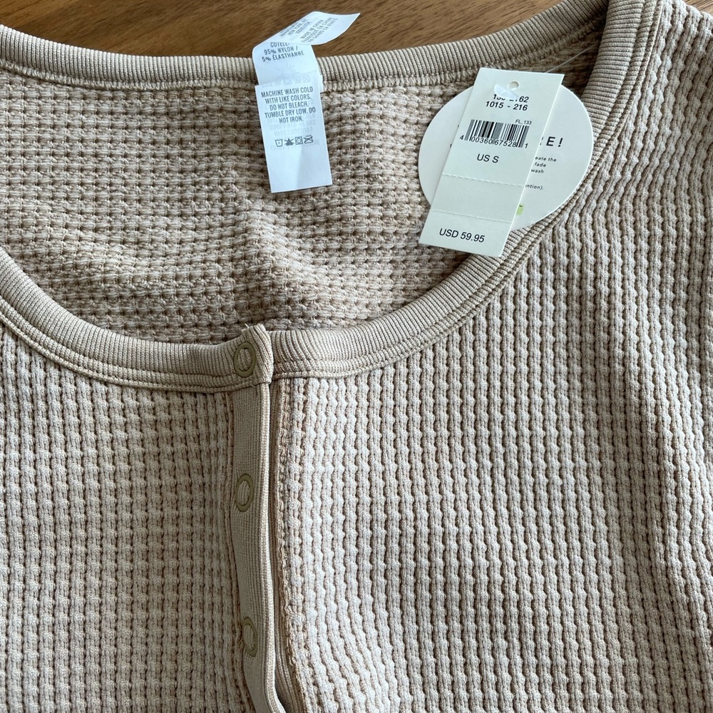 2 Aerie Cropped Workout Tops